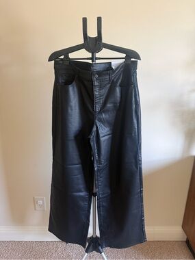 Chico’s High Rise Wide Leg Coated Denim - So Slimming - Size 2.5R/14R - NEW